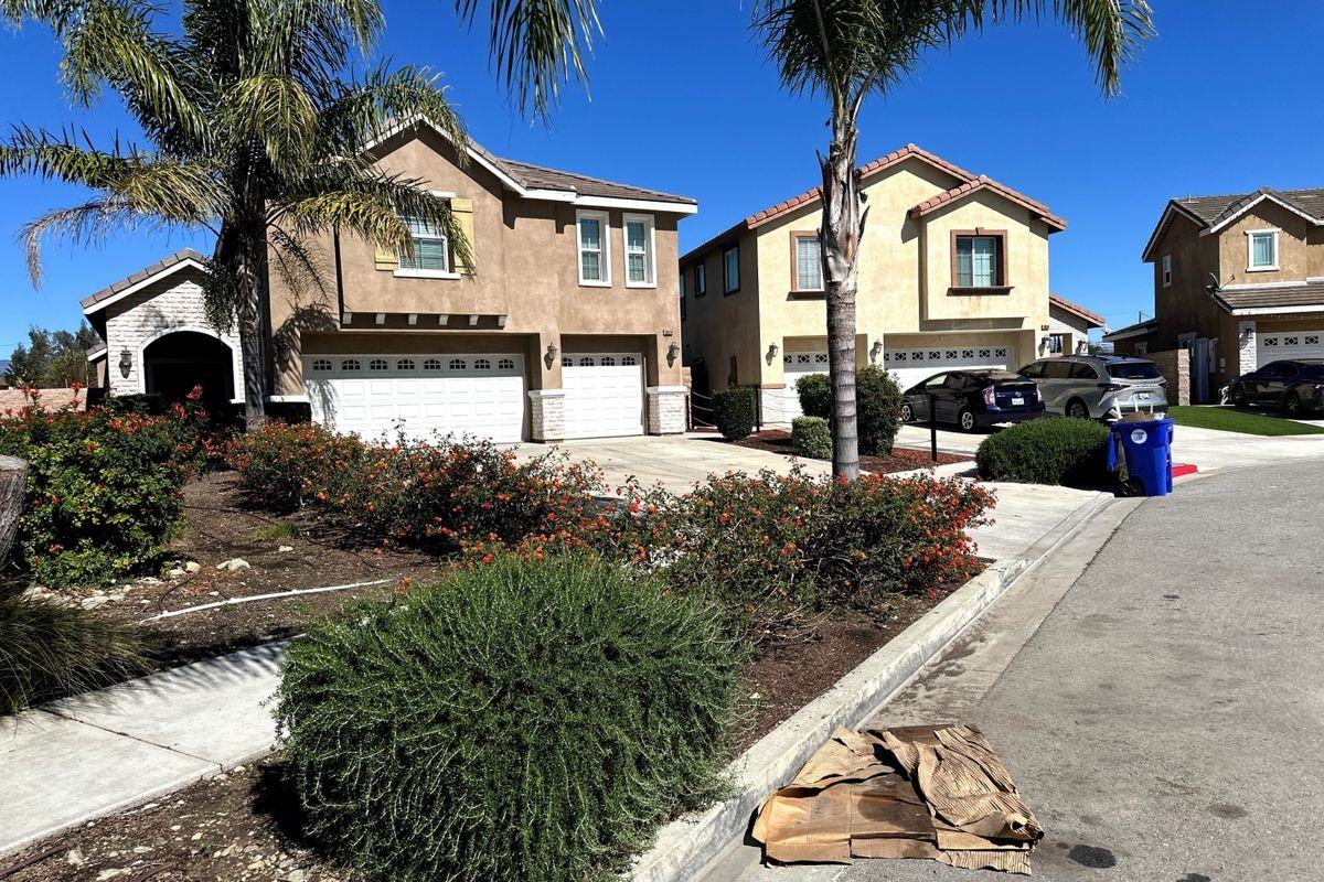 16628 Atlas Ln - Photo 4 of 39