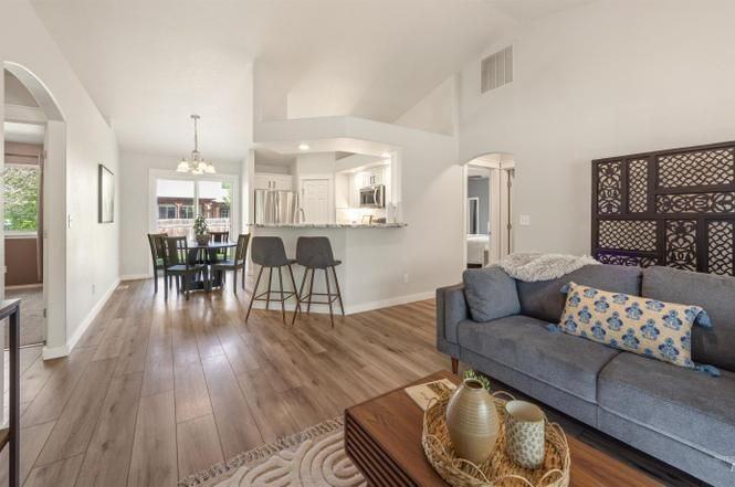 6512 S Lone Tree Way - Photo 6 of 18