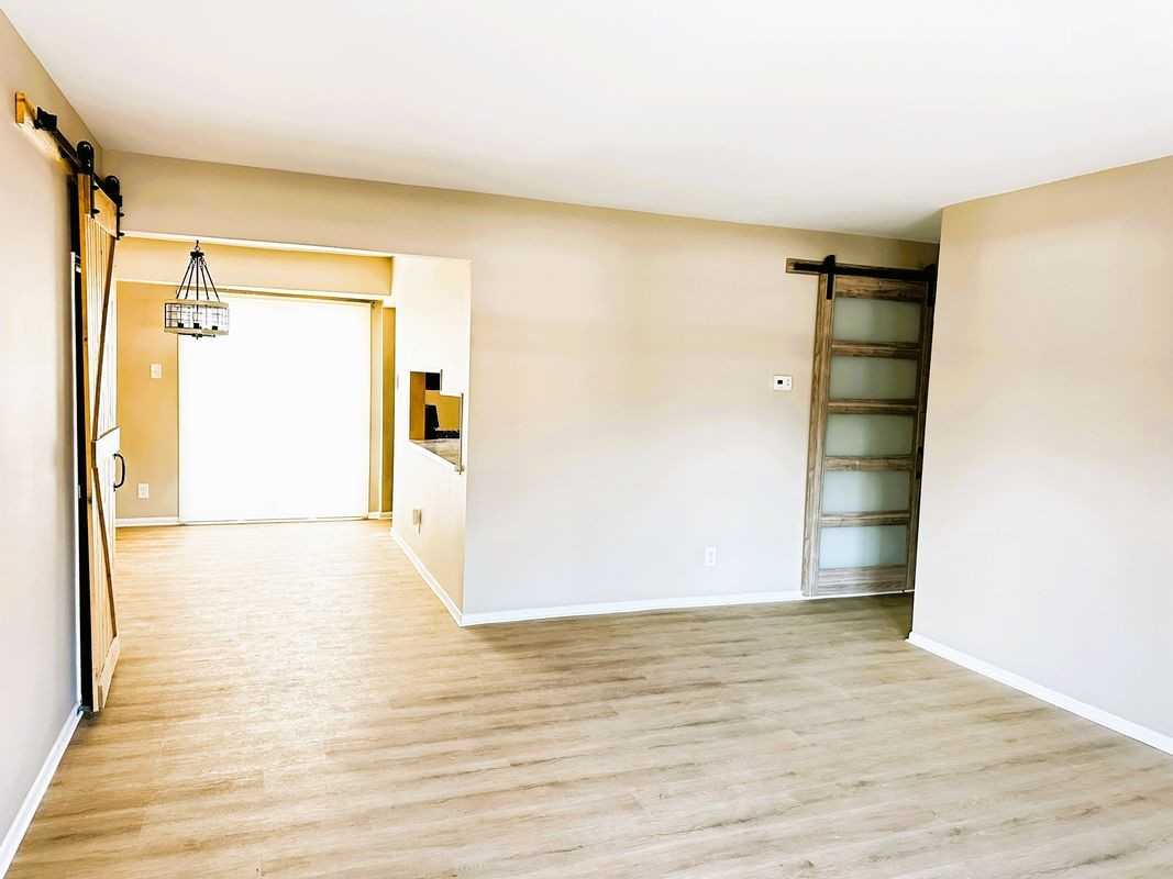42D Michael Rd - Photo 2 of 3