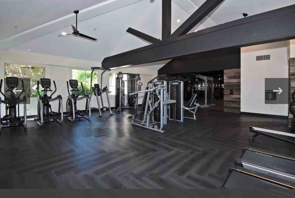 25339 The Old Rd - Photo 7 of 10