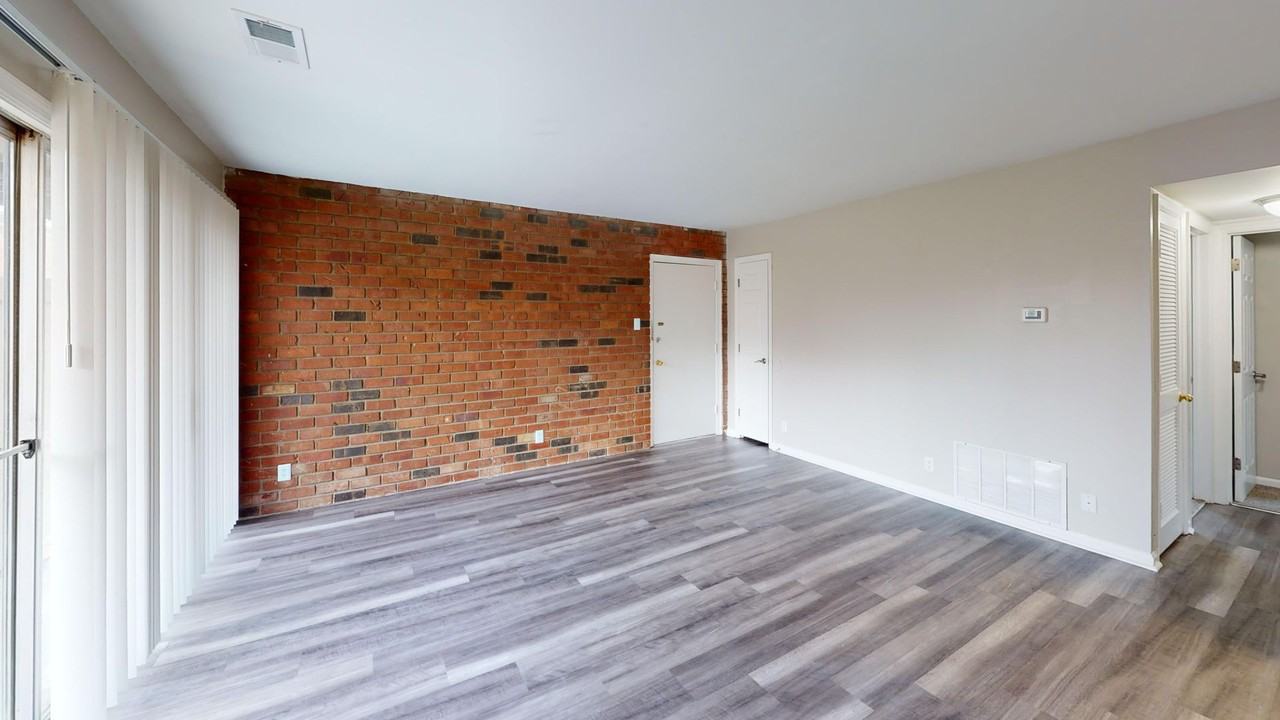 The Maywood at Speedway - Photo 7 of 50