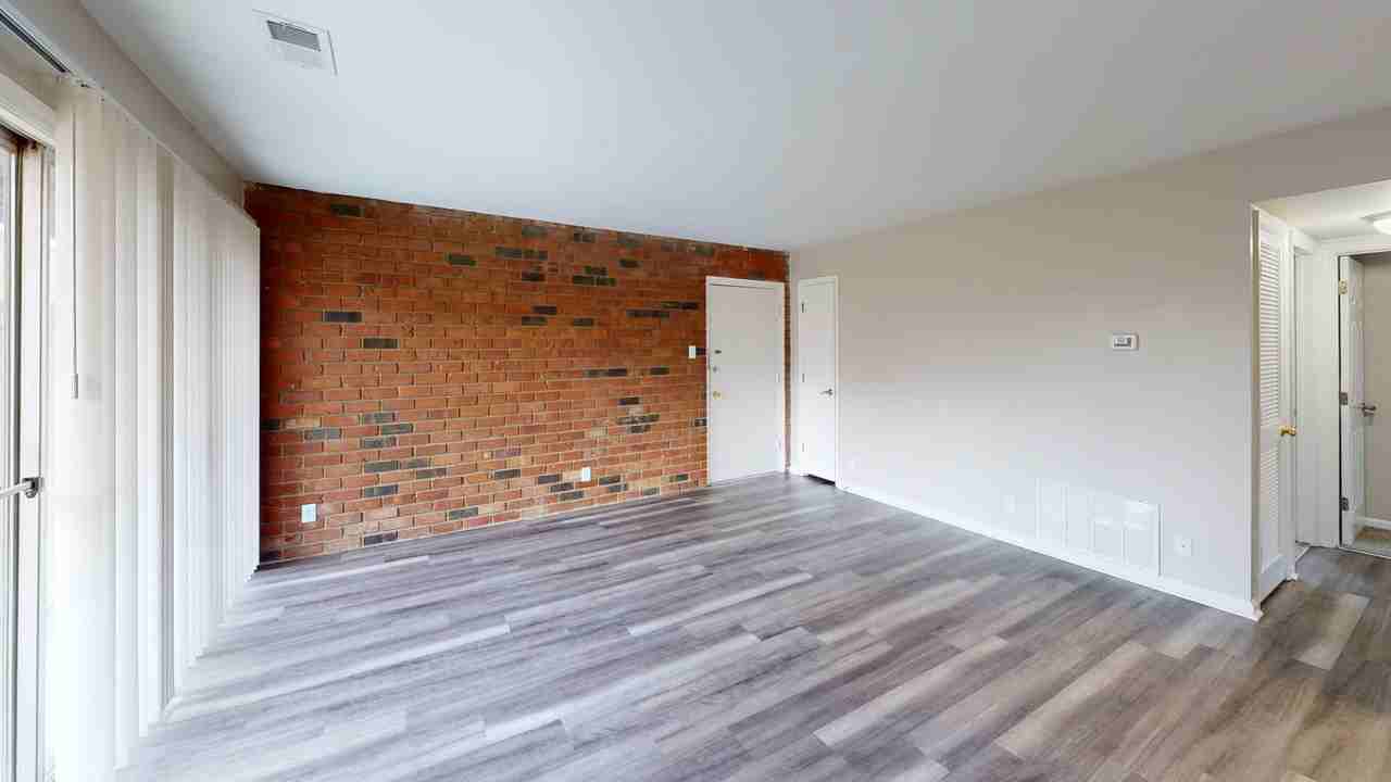 The Maywood at Speedway - Photo 5 of 38