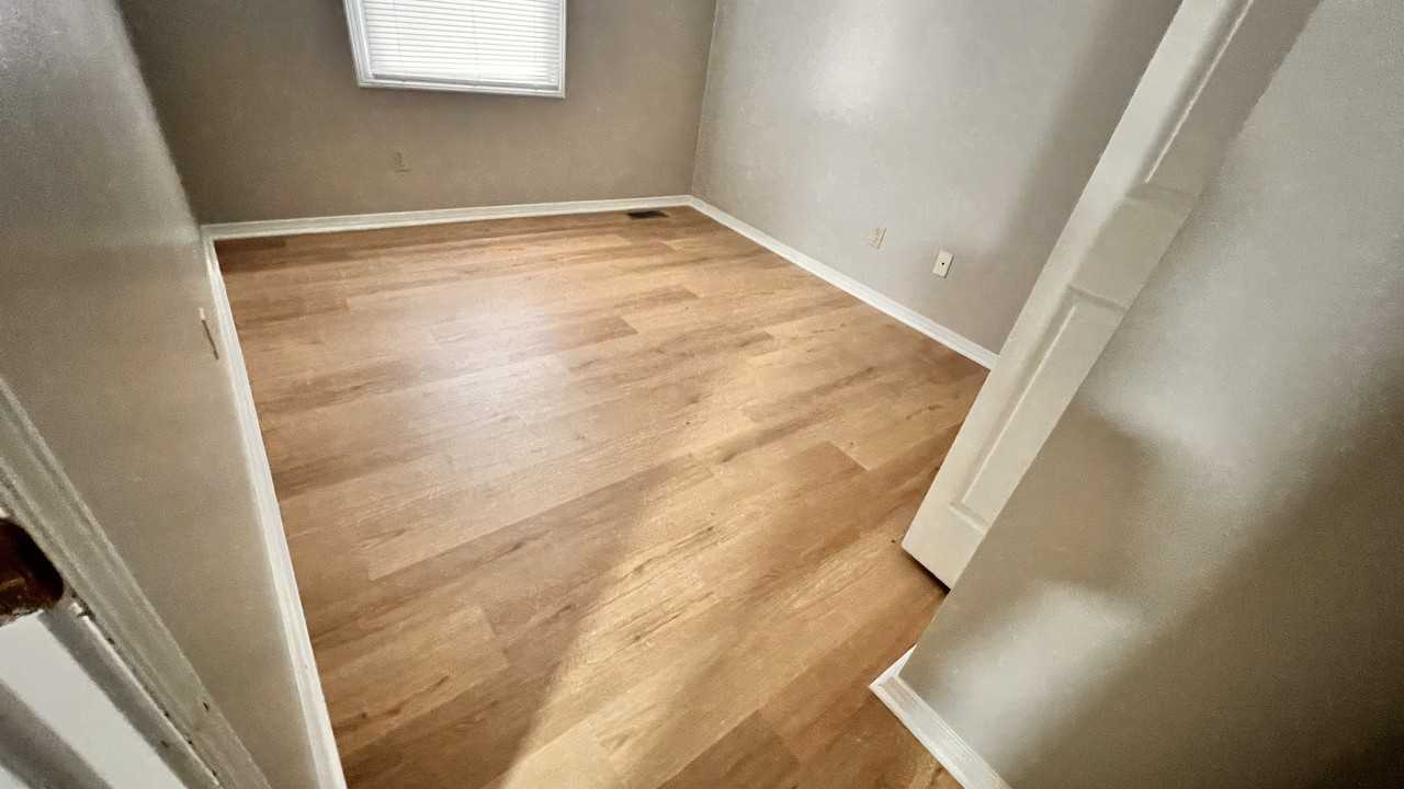 1383 W Allen St #B3 - Photo 7 of 18