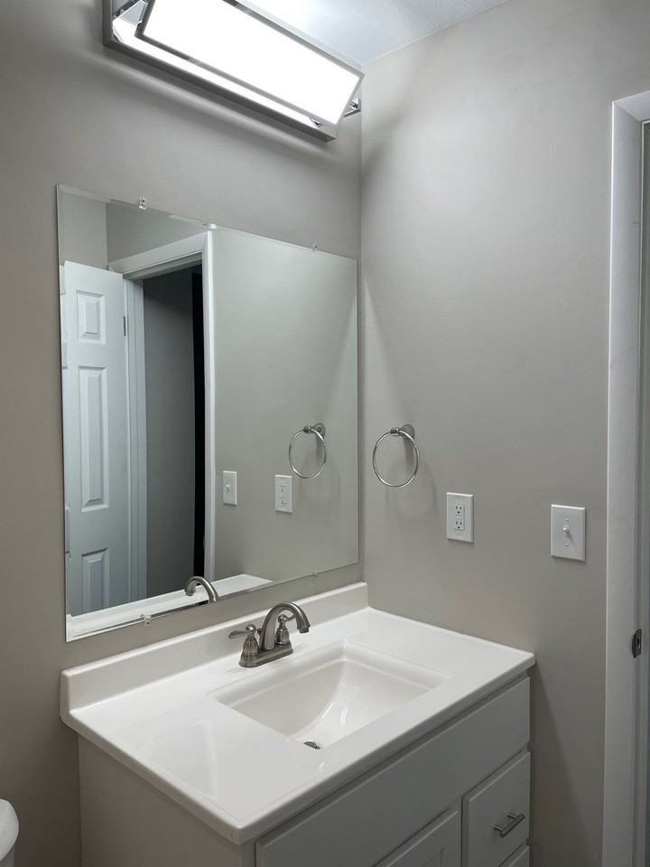 181 North St #1 - Photo 2 of 25