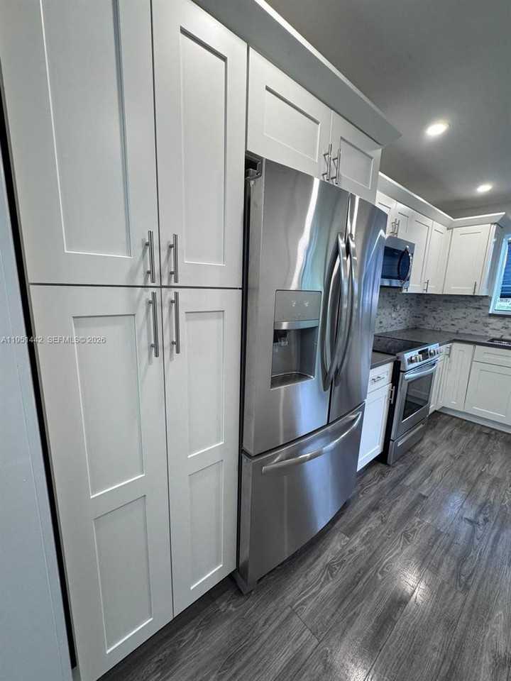 5917 Vía Vermilya - Photo 4 of 8