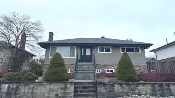 featured image of 5861 Sumas St