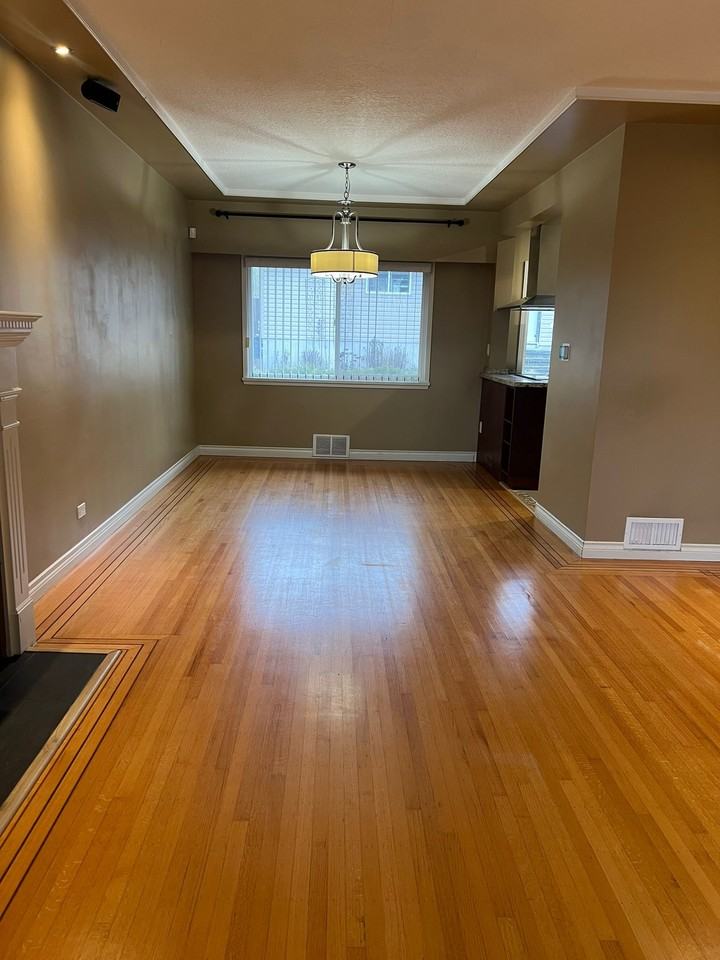 5861 Sumas Street - Photo 3 of 24