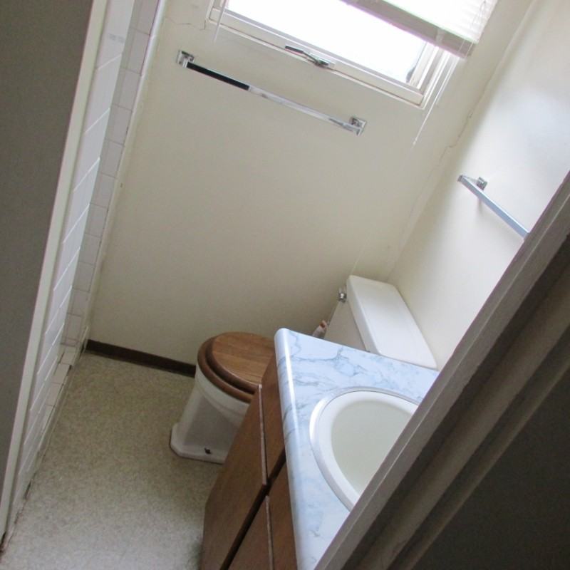 1120 10th Ave Nw - Photo 5 of 16