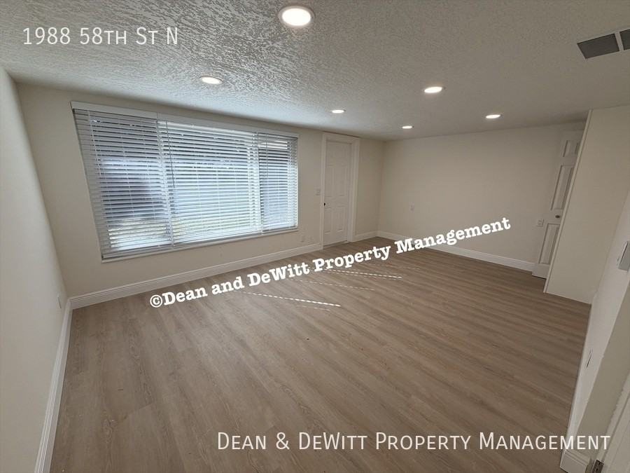 1988 58th St N - Photo 5 of 19