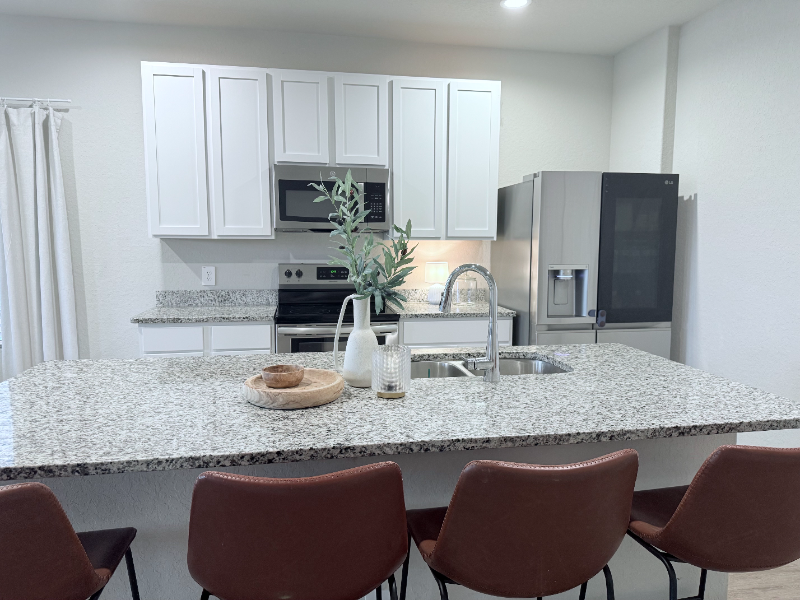 518 Pleasanton Way - Photo 6 of 30