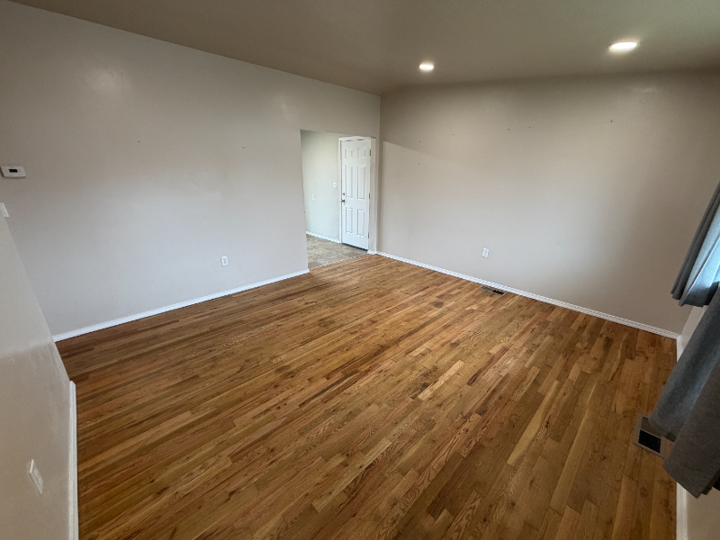 402 Chestnut St - Photo 3 of 20