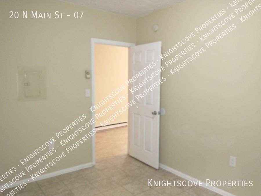 20 N Main St #07 - Photo 6 of 22