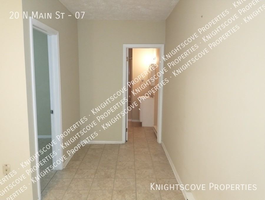 20 N Main St #07 - Photo 7 of 22