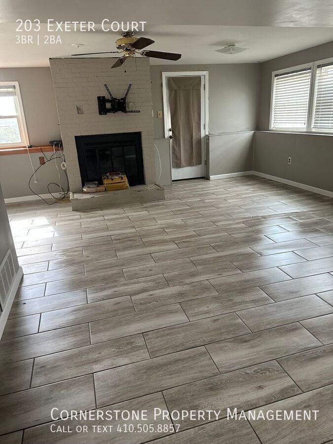 203 Exeter Ct - Photo 3 of 12