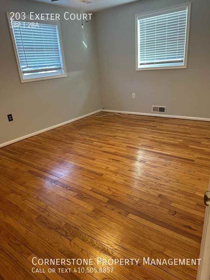 203 Exeter Ct - Photo 5 of 12