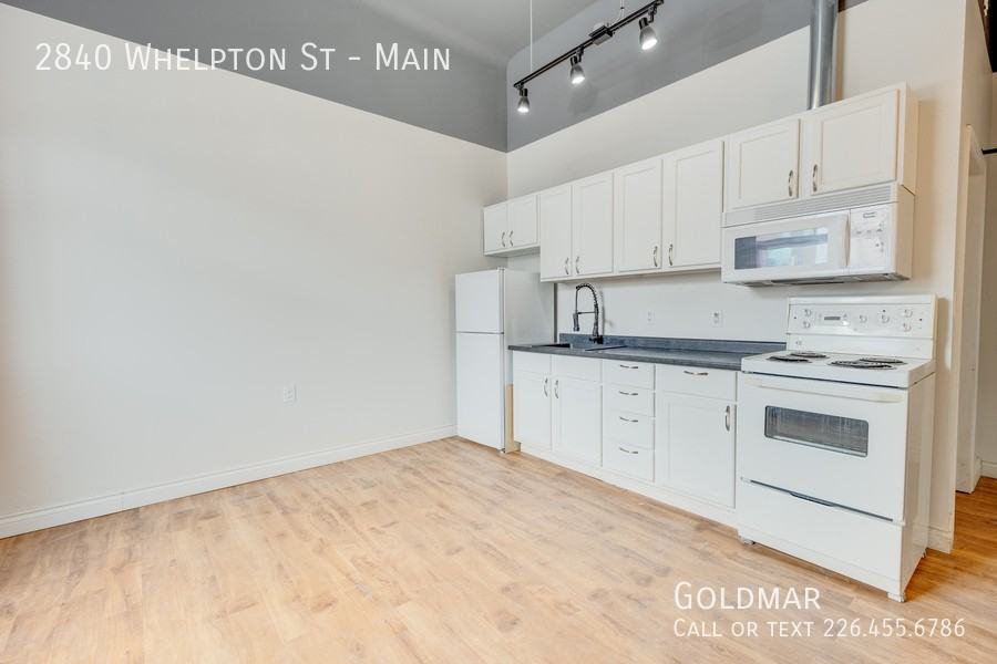 2840 Whelpton St #MAIN - Photo 2 of 13