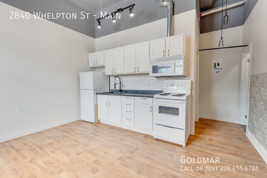 2840 Whelpton St #MAIN - Photo 3 of 13