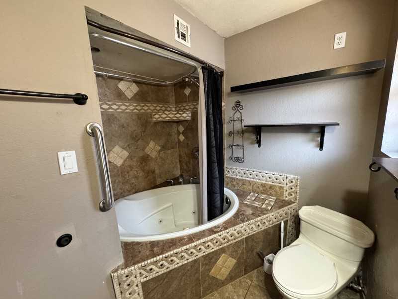 6907 E Flossmoor Ave - Photo 3 of 9