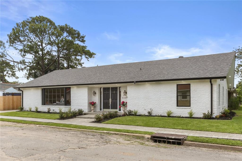 2200 Carnot St - Photo 2 of 17