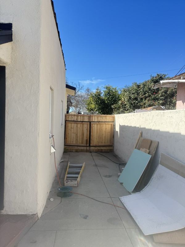 2077 Belle St - Photo 5 of 5