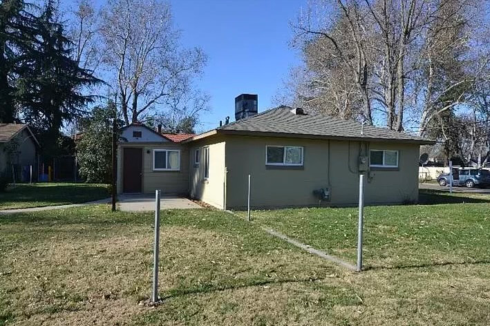 1146 Azusa At - Photo 2 of 9