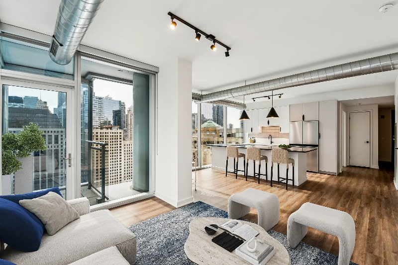 183 W Kinzie St - Photo 2 of 13