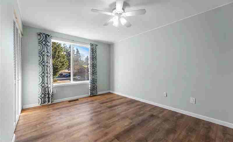 25847 185th Pl Se - Photo 2 of 18