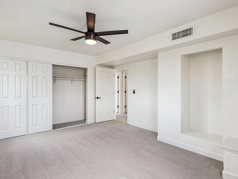 1609 E Montecito Ave - Photo 4 of 10