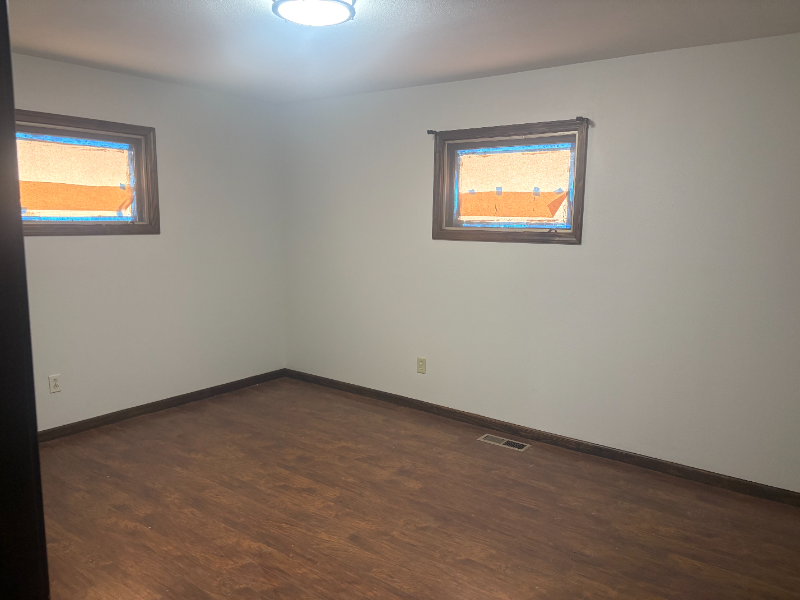 694 Ehwy - Photo 4 of 11