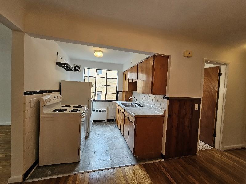 6091 Dryden Ave #4 - Photo 7 of 9