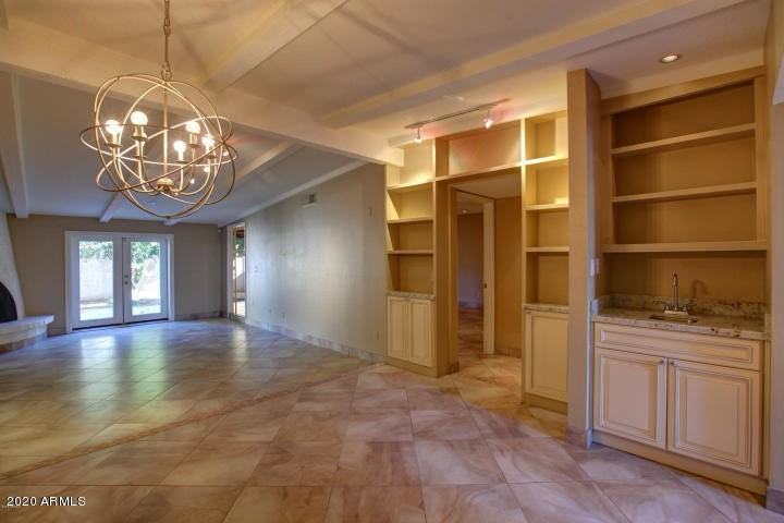 5669 N 78th Way - Photo 3 of 10