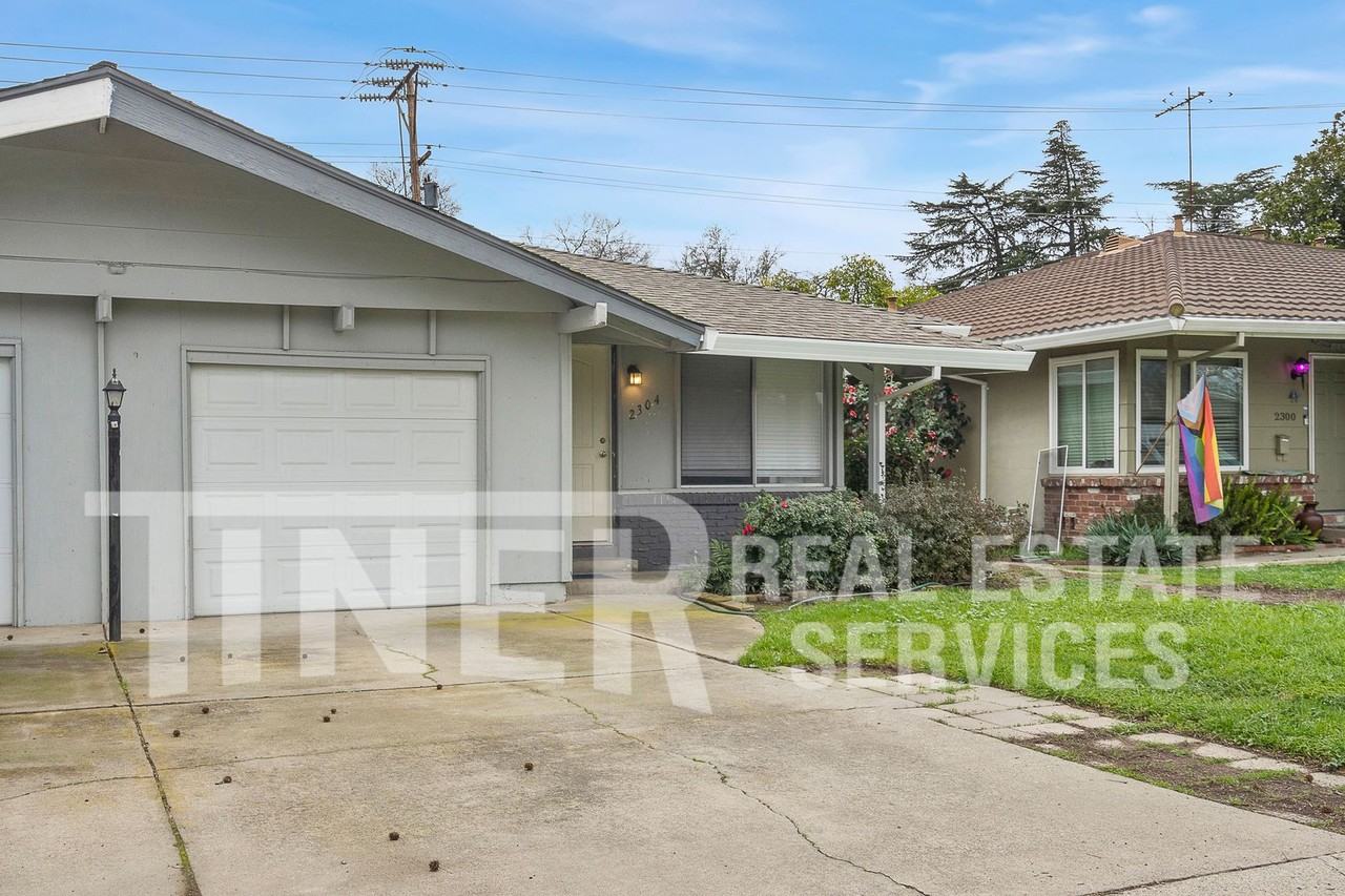 2304 Villanova Cir - Photo 6 of 23