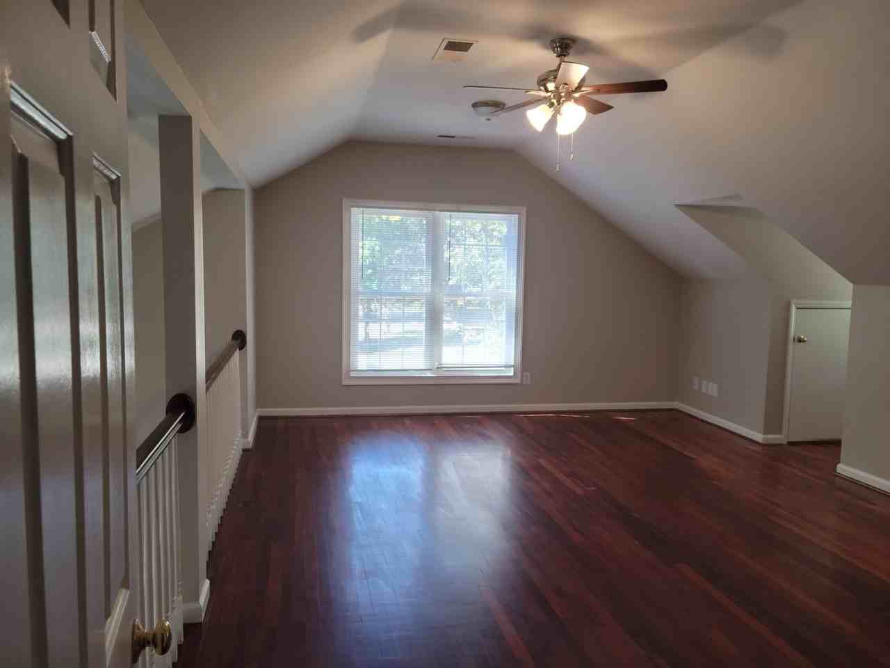 2748 Lamplighter Dr - Photo 2 of 19