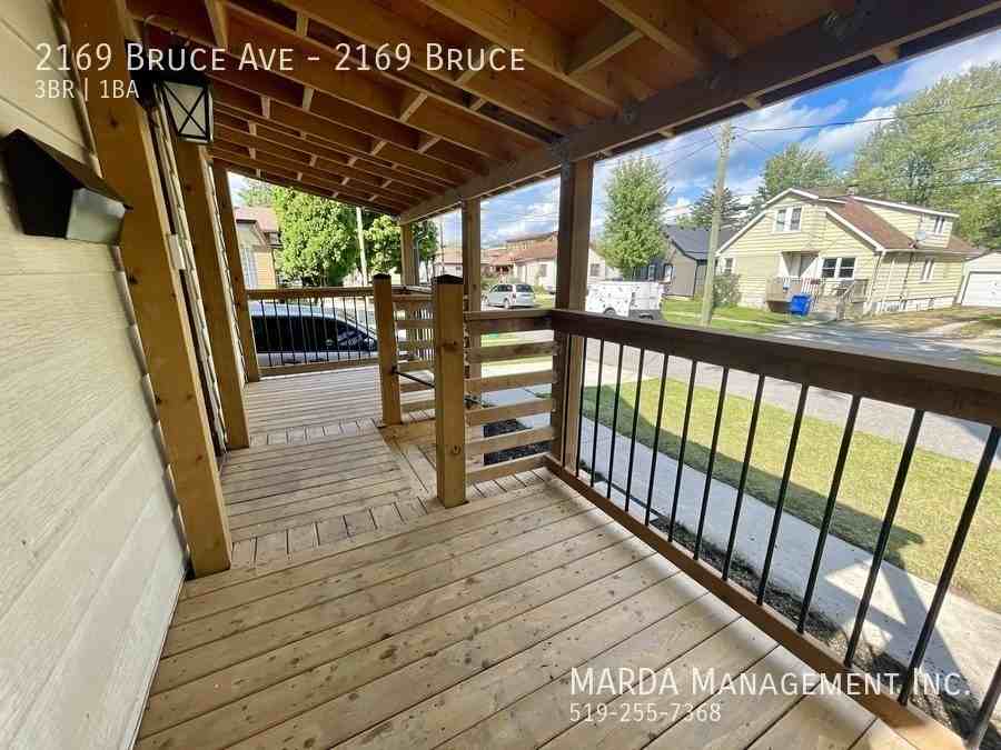 2169 Bruce Ave #2169BRUCE - Photo 3 of 32