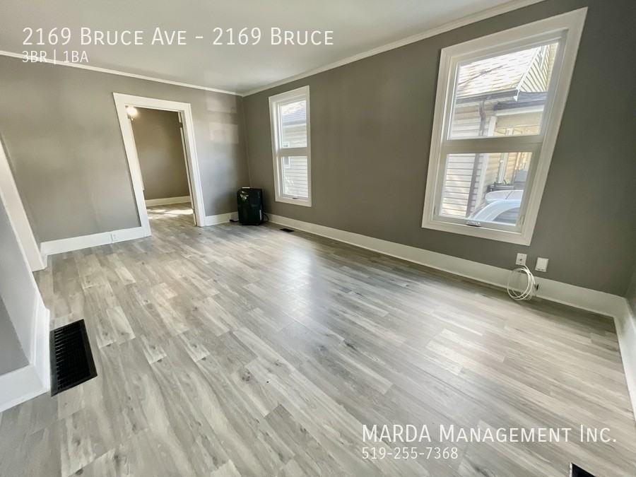 2169 Bruce Ave #2169BRUCE - Photo 5 of 32