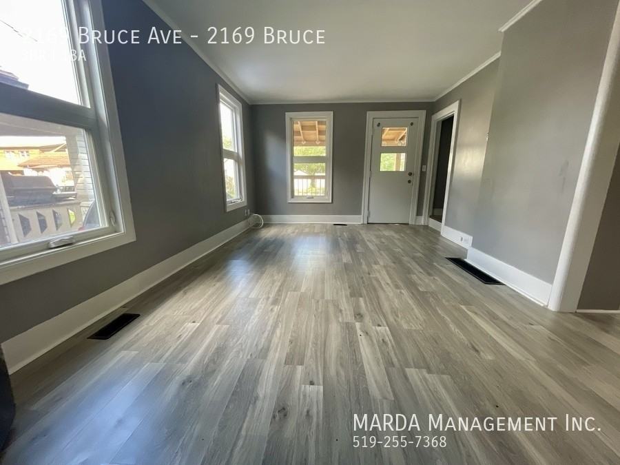 2169 Bruce Ave #2169BRUCE - Photo 6 of 32