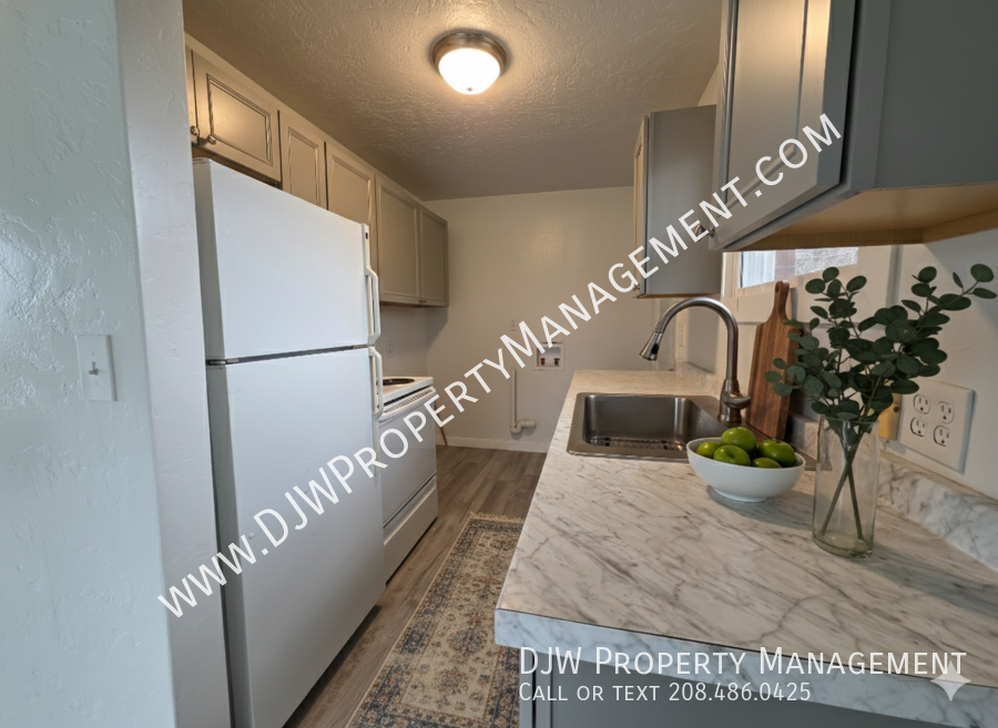 2013 S Denver Ave - Photo 2 of 7