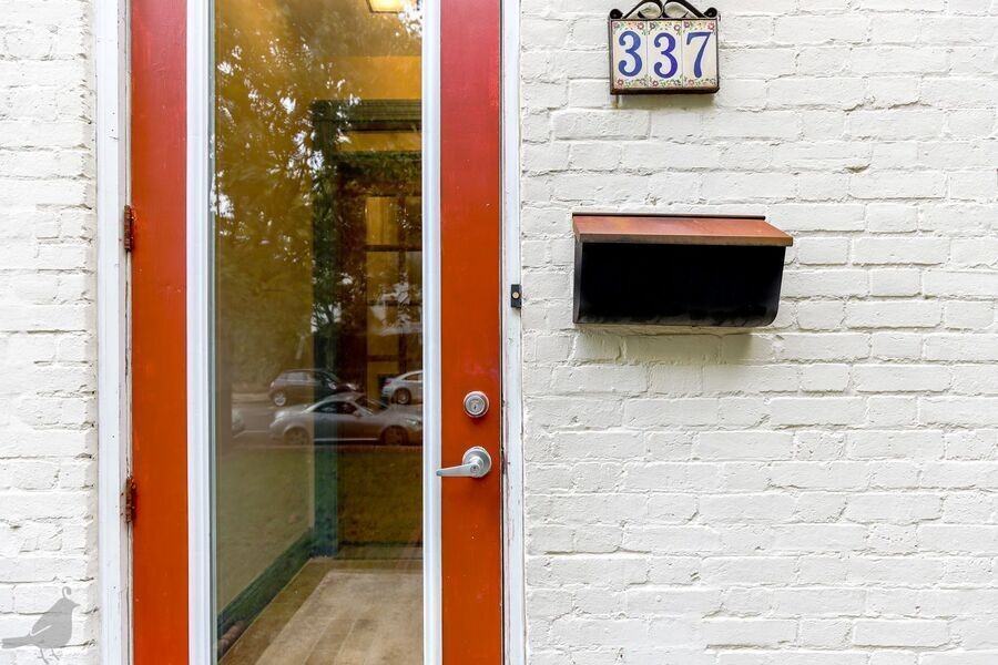 337 14th St Ne - Photo 5 of 50