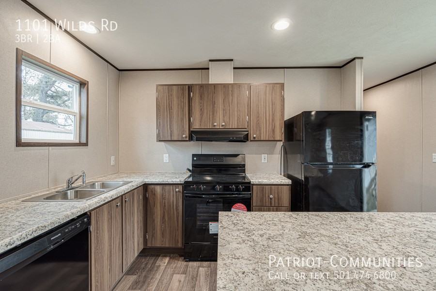 1101 Wilds Rd - Photo 4 of 19