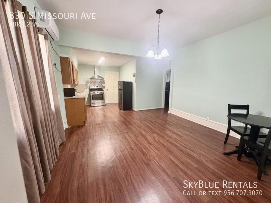 830 S Missouri Ave - Photo 2 of 9