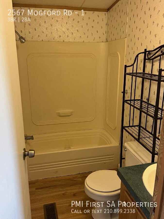 2567 Mogford Rd #1 - Photo 7 of 10