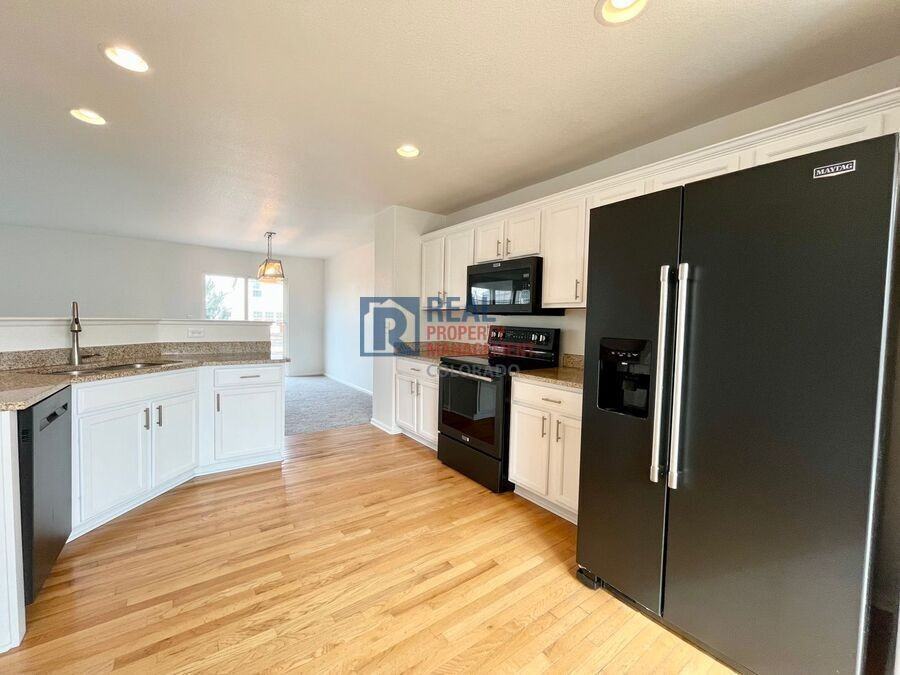 16453 E Phillips Dr - Photo 2 of 15