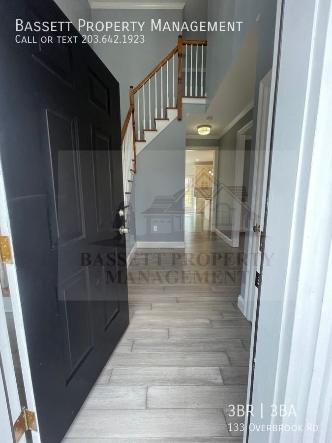 133 Overbrook Rd - Photo 2 of 50