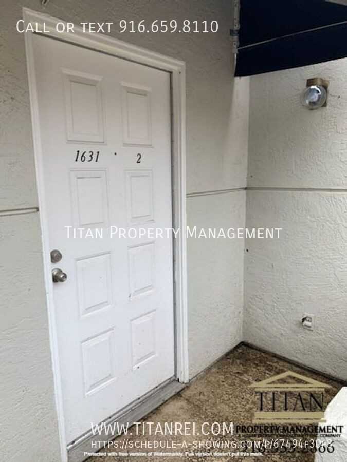 1631 10th St #2 - Photo 2 of 27