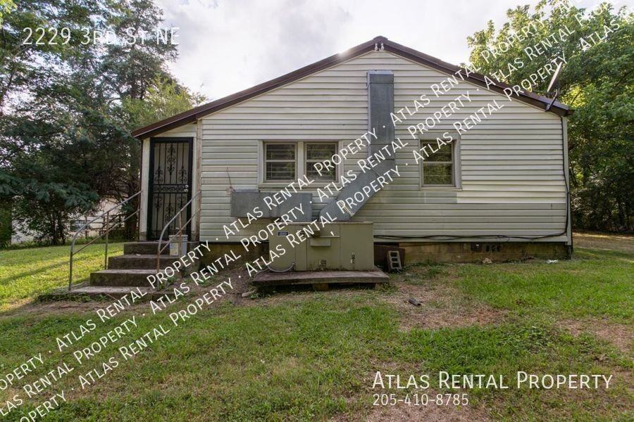 2229 3rd St Ne - Photo 3 of 14