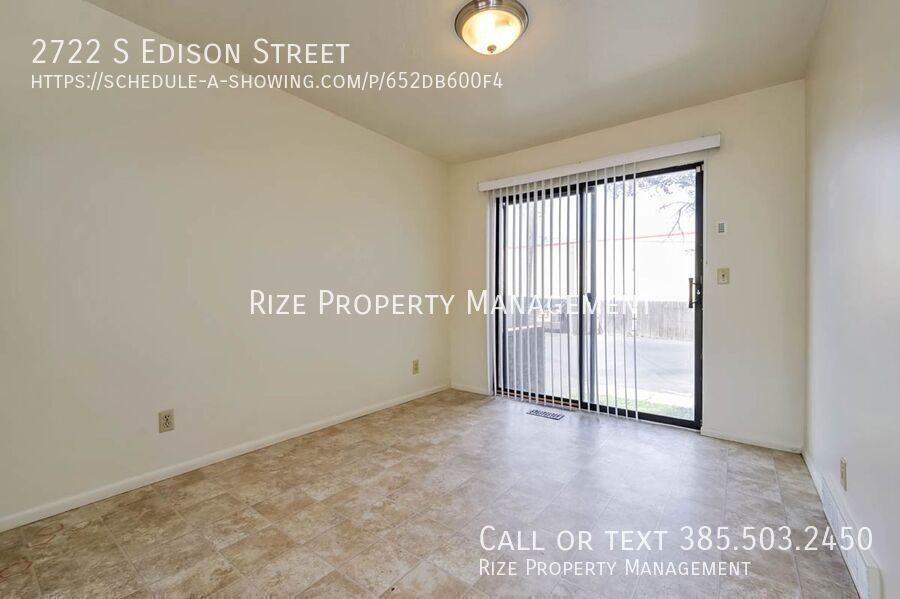 2722 S Edison St - Photo 4 of 15