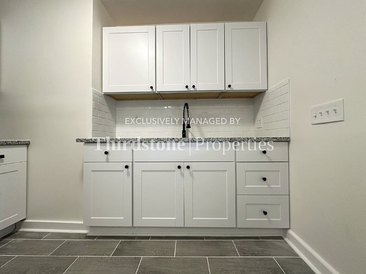 1178 Murray Dr - Photo 7 of 23