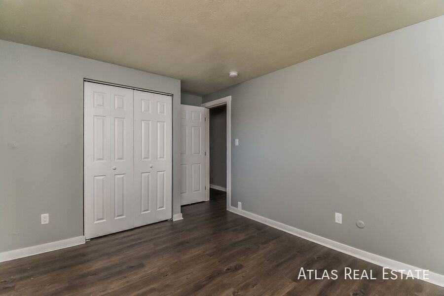 4644 Scenic Cir - Photo 7 of 20