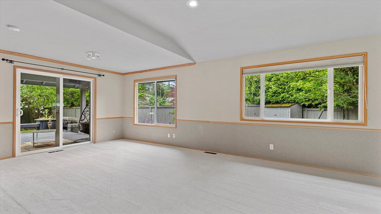 24609 Se 45th Way - Photo 6 of 42