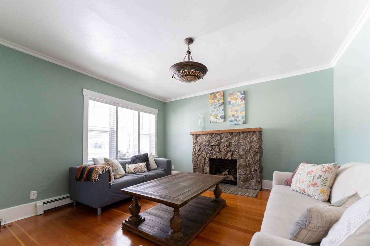 266 E 200 S - Photo 6 of 34